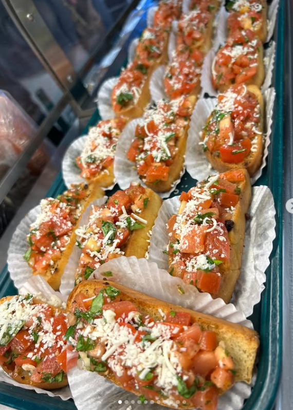 BERTUCELLI'S La Villa Italian Delicatessen gallery image 2